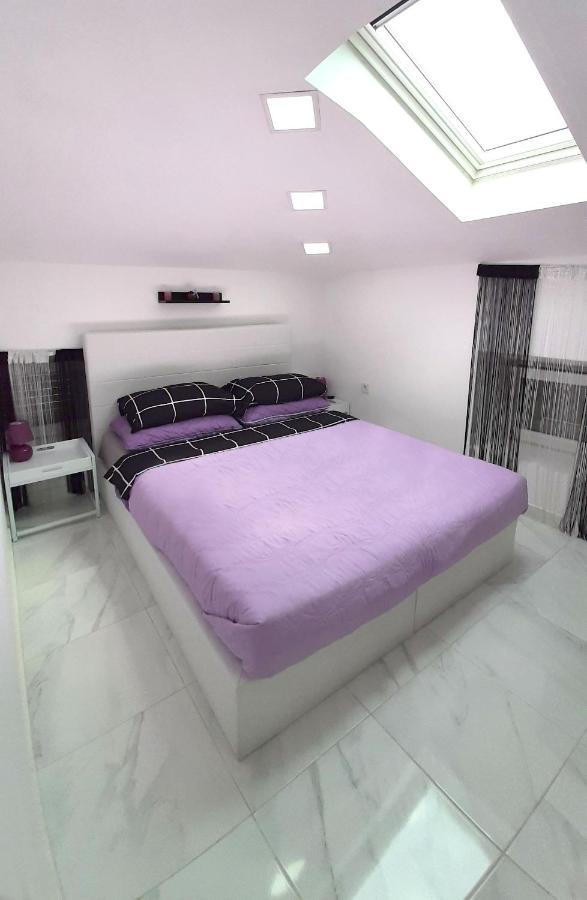 Apartment Decumana Krk Town Exterior photo